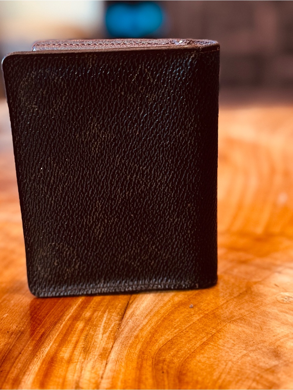 Louis Vuitton, multiple card holder, reinvented hand painted vintage wallet - Picture 3 of 14